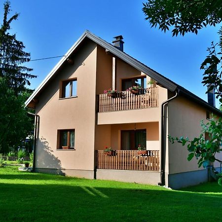 Apartman Jelena Раковица Екстериор снимка